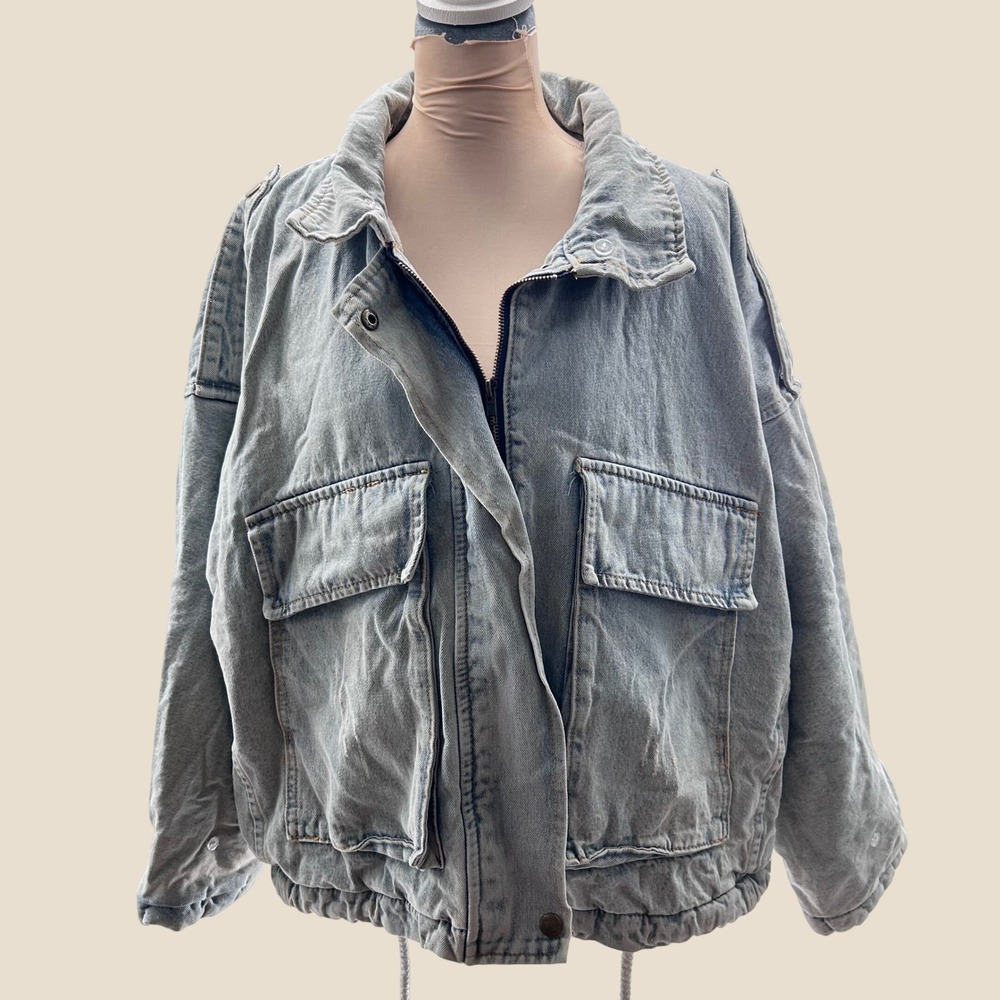 Indie XO Womens Light Wash Faux Fur Lined Distressed Denim Bomber Jacket Small